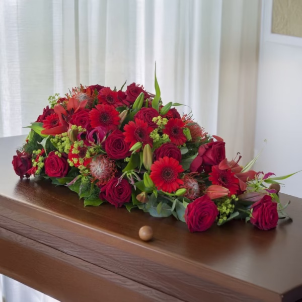 Traanvormig bloemstuk 70 cm