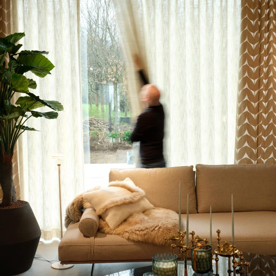 Avant Après sofa | SHOWROOM MODEL - Saba