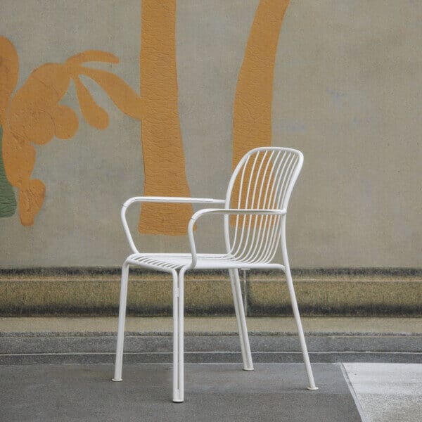 Thorvald Outdoor Armchair SC95