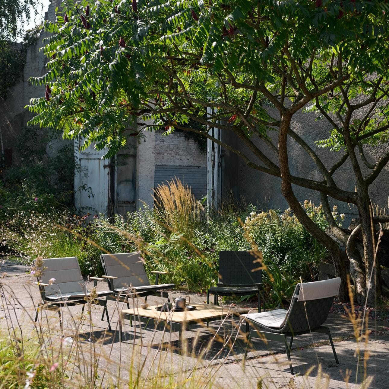 Ville Outdoor Coffee Table AV50