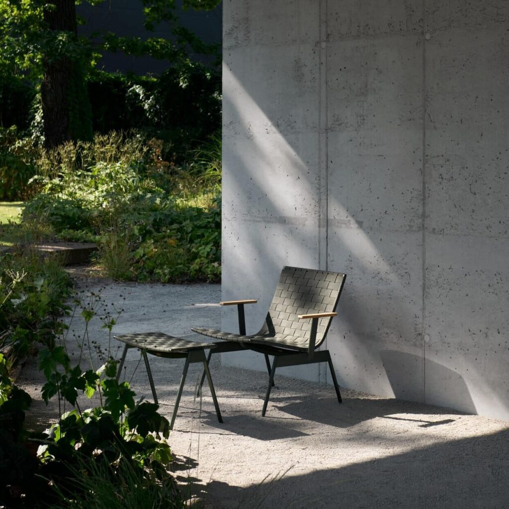 Ville Outdoor Footstool AV46