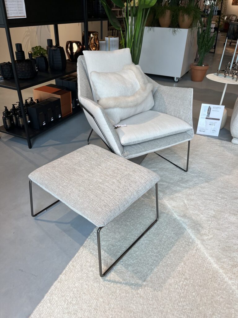 New York Fauteuil + Pouf