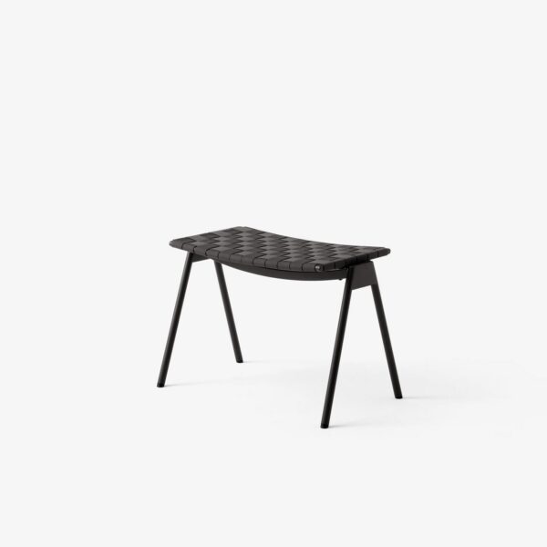 Ville Outdoor Footstool AV46 – &Tradition