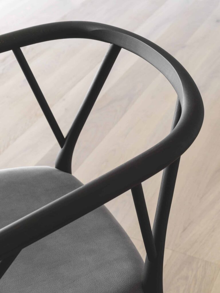 Valerie armchair