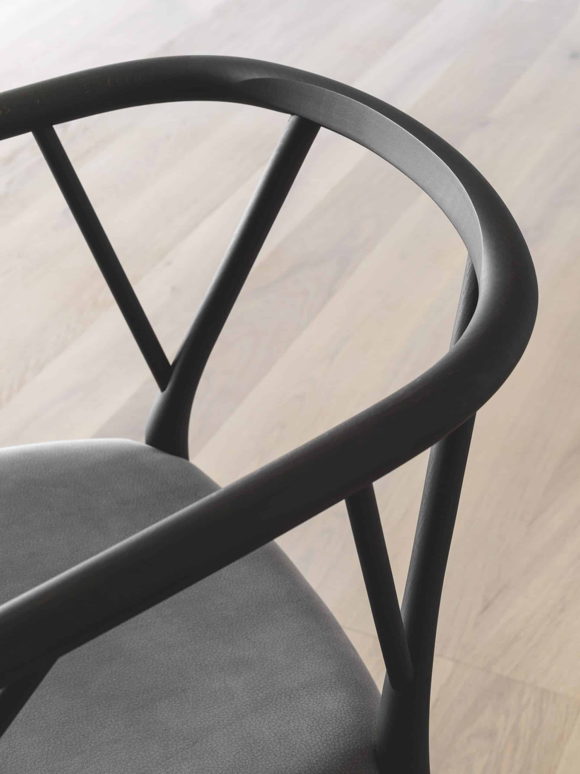 Valerie armchair